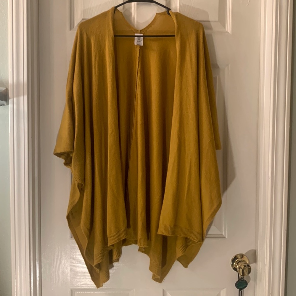 Yellow Cardigan - Picture 6 of 11
